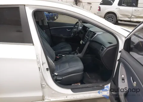 2013 Hyundai Elantra Gt Base W/Blue z USA, uszkodzony, nr VIN KMHD35LE2DU036649